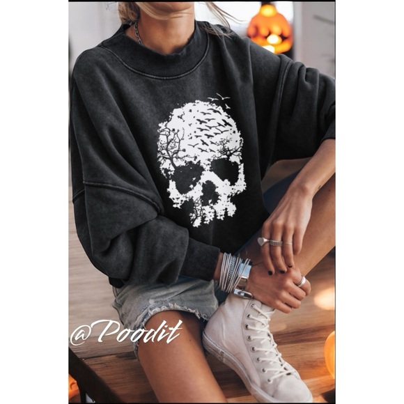 Black acid wash skull Halloween pull over S M L XL - Picture 2 of 6